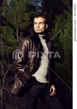 Handsome man Handsome man 9518681