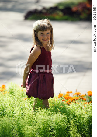 Little girl Little girl 9518694
