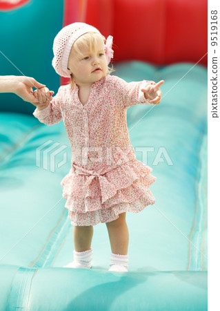 Little girl Little girl 9519168