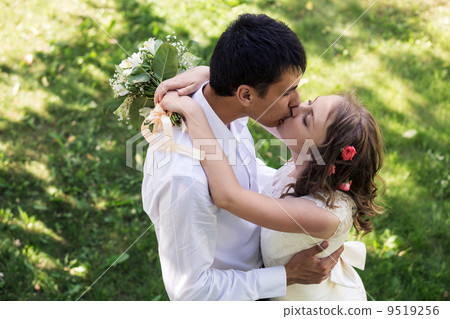 Bride and groom Bride and groom 9519256