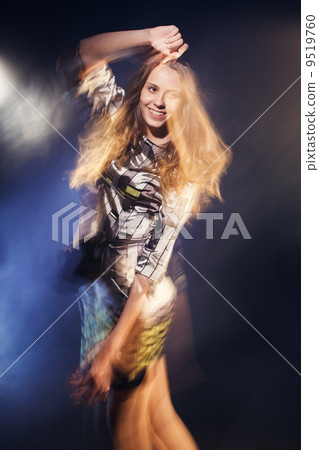 Dancing young girl 9519760