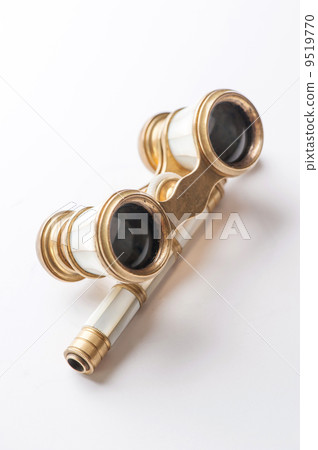 Elegant vintage small theater binocular Elegant vintage small theater binocular 9519770