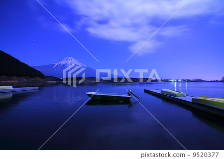 沉默的湖Tanuki 沉默的湖Tanuki 9520377