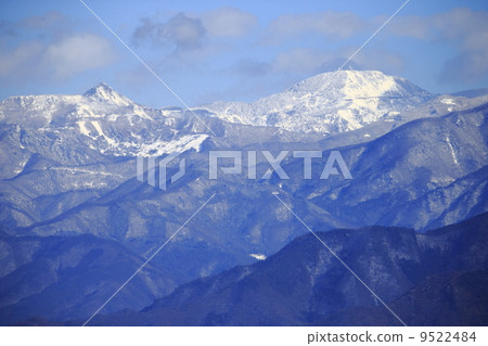Snow mountain in Shinshu 9522484