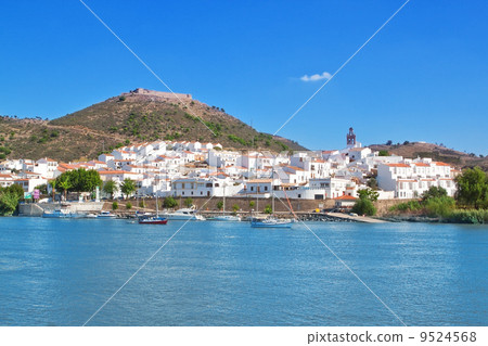 Landscape at Sanlucar de Guadiana, Alcotim. 9524568