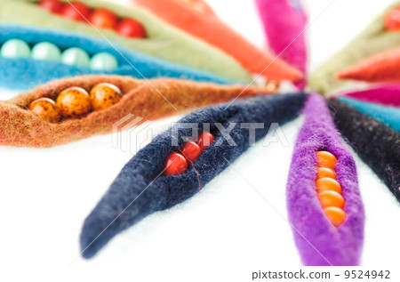 Thick felt brooches Thick felt brooches 9524942
