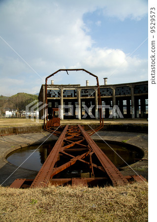 trail property, turntable, turntables 9529573