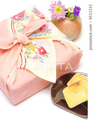 Gifts / gifts image ~ Furoshiki wrapping ~ Gifts / gifts image ~ Furoshiki wrapping ~ 9531331