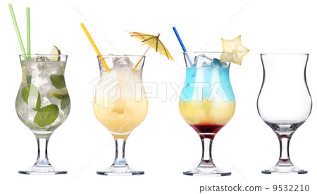 alcoholic cocktail set 9532210