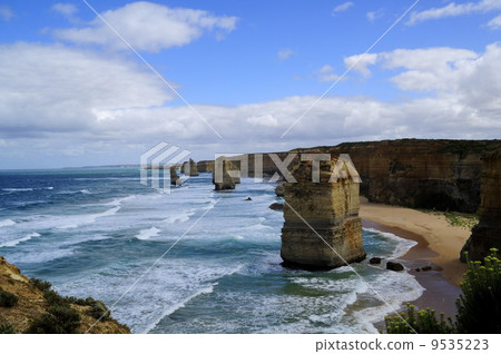 12 Apostles 9535223