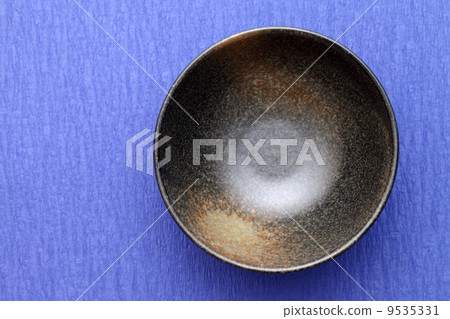 Bowl 9535331