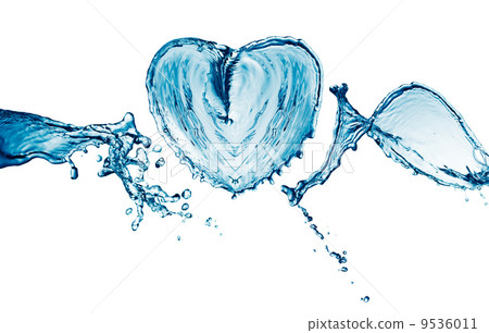 Heart from water splash with bubbles Heart from water splash with bubbles 9536011