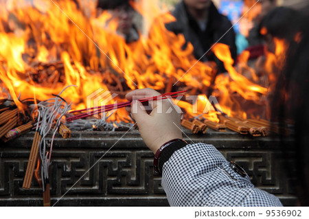 香 燒香 焚香 9536902