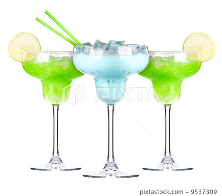 alcoholic cocktail set 9537309
