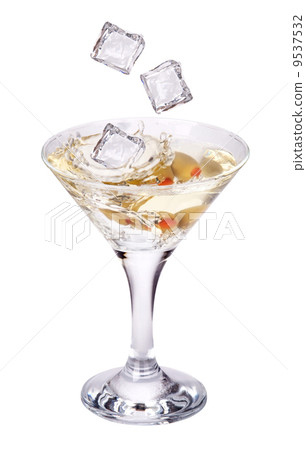 martini with olive and ice splashing martini with olive and ice splashing 9537532