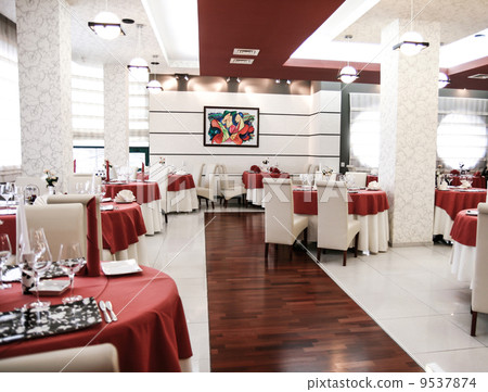 Modern restaurant interior 9537874