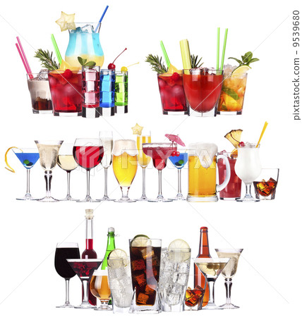 Set of different alcoholic drinks and cocktails 9539680
