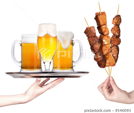 fresh grilled meat dishes with beer 9540093