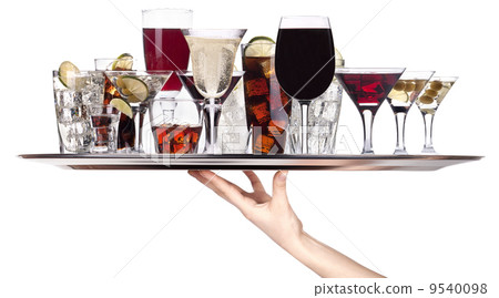 different alcohol drinks on a tray 9540098