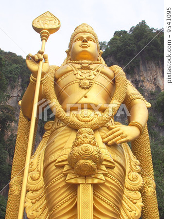 Malaysia Kuala Lumpur Batu Caves Murgan statue 9541095