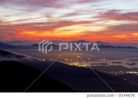 sunrise mountain sunrise mountain 9544676