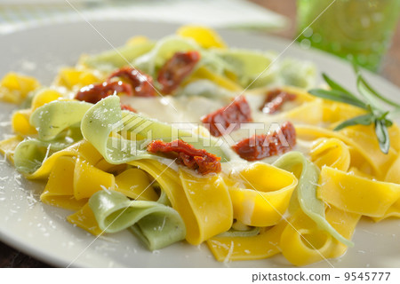 Fettuccine Alfredo Fettuccine Alfredo 9545777