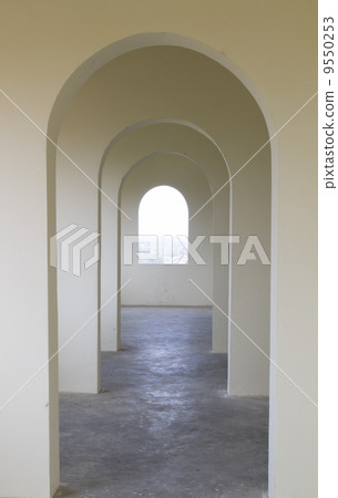 corridor in temple corridor in temple 9550253