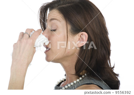 Women with allergies 9556392