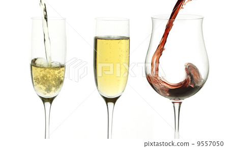 red and white wine being poured 9557050