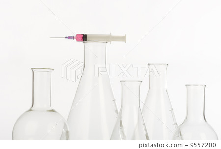 Research lab assorted glassware Research lab assorted glassware 9557200