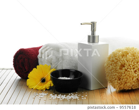 spa still life 9557618