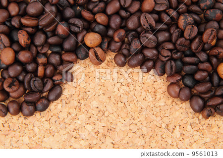coffee beans background 9561013