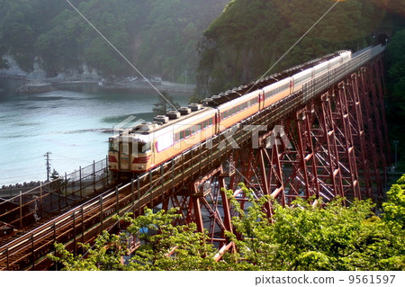 Kiha 181 Limited Express“HAMADAKE” Kiha 181 Limited Express“HAMADAKE” 9561597