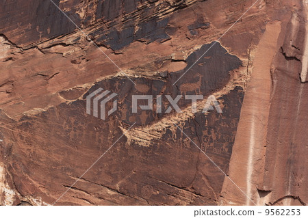 Potash Lord's Petroglyph 9562253