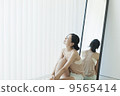 Women's beauty scene 9565414