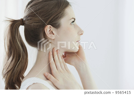 Women's beauty scene Women's beauty scene 9565415