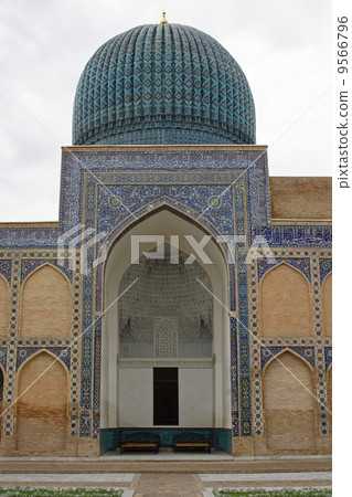 Mausoleum, Samarkand, Uzbekistan Mausoleum, Samarkand, Uzbekistan 9566796