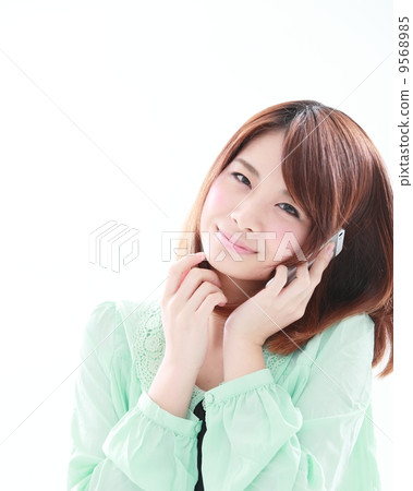 使用智能手機的女人 9568985