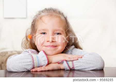 Portrait happy girl 9569285