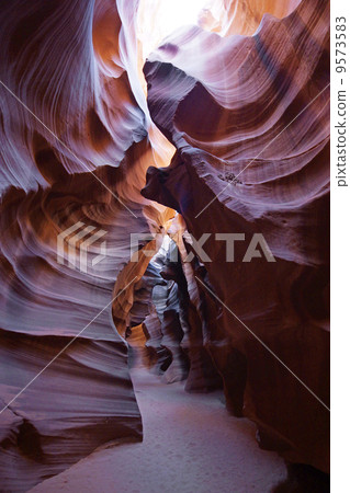 Antelope Valley 9573583