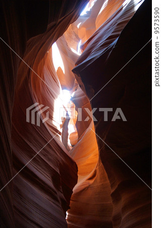 Antelope Valley 9573590