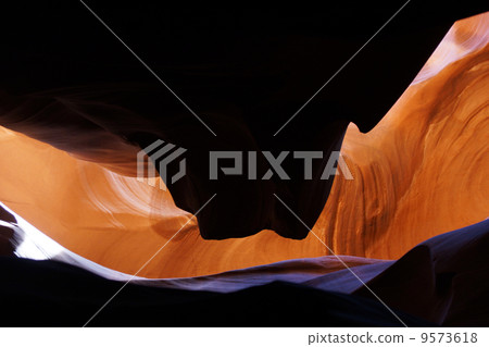 Antelope Valley 9573618