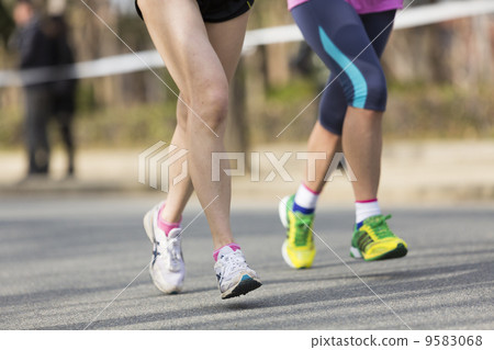 女子馬拉松選手 9583068