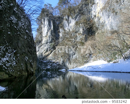 Geibi Valley (Sofu Rock) in Ichinoseki City, Iwate Prefecture Geibi Valley (Sofu Rock) in Ichinoseki City, Iwate Prefecture 9583242