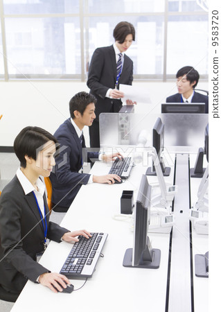 Office image 9583720