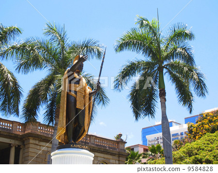 夏威夷的Kamehameha雕像 9584828