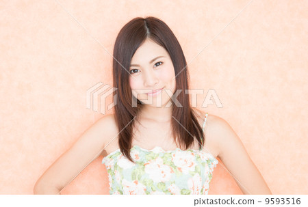 young woman young woman 9593516