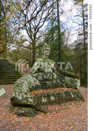 Bormarzo's monster park Berseponone 9593942