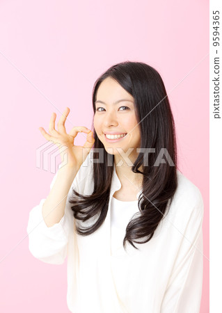 A woman who is OK 9594365