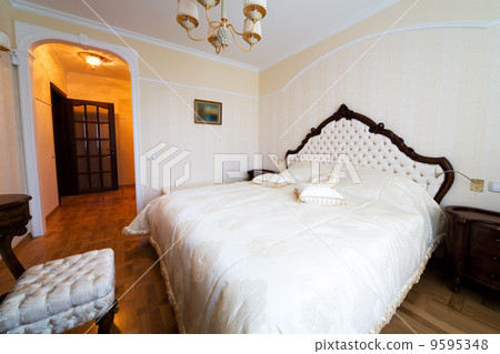 Beautiful bedroom 9595348